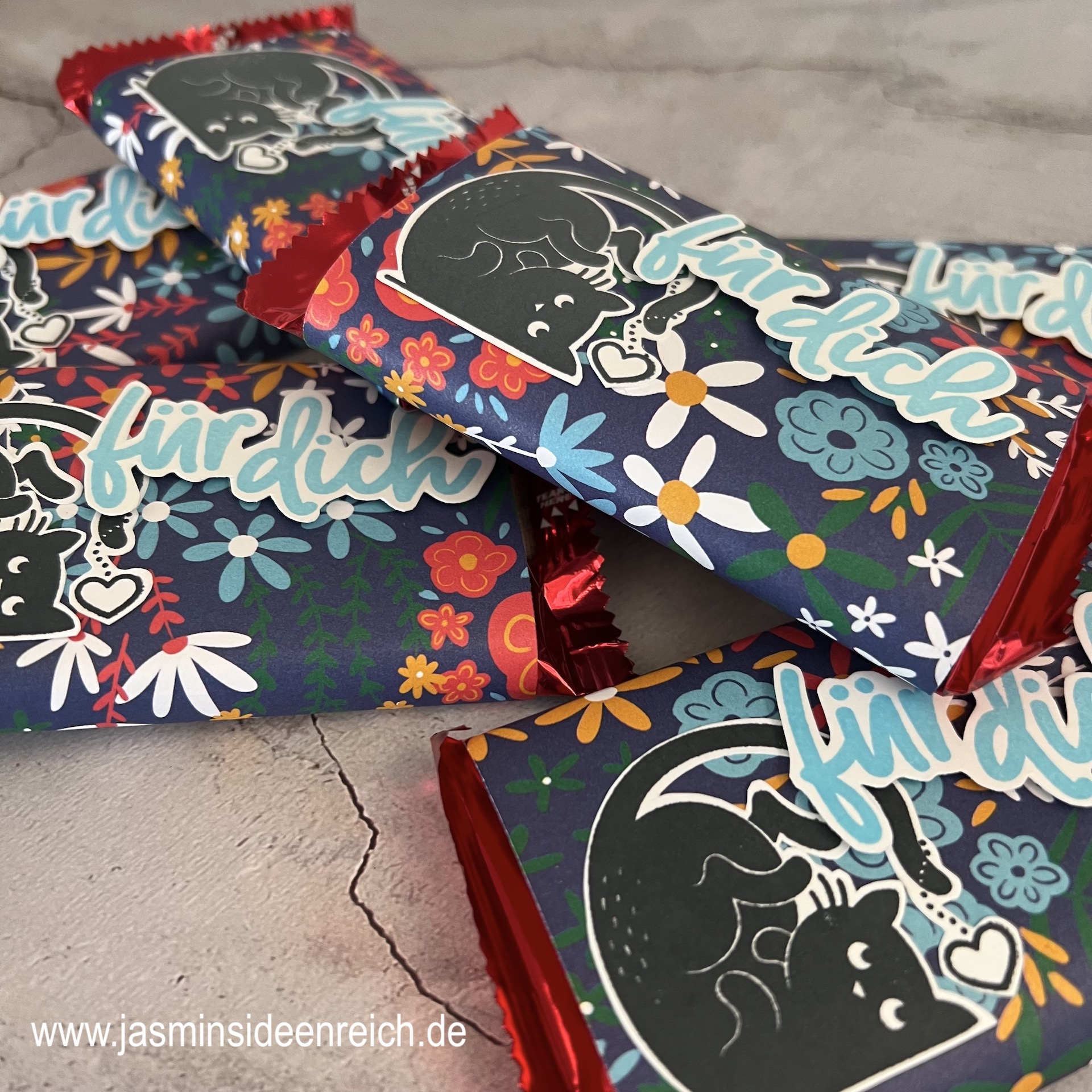 12.04.23 - Love cats 2.jpeg